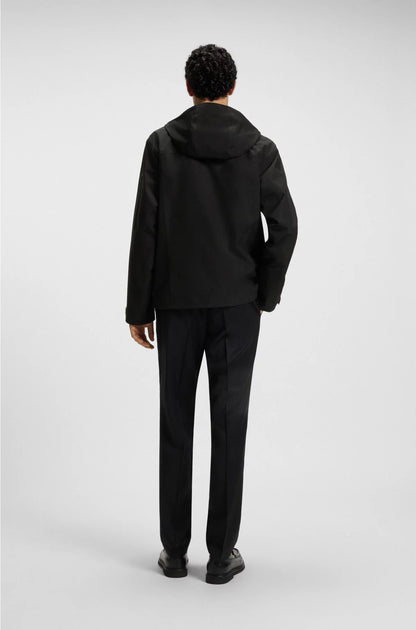 GORE-TEX? WATERPROOF WINDBREAKER JACKET WITH INNER ZIPPED POCKET