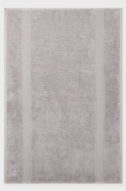 COTTON BATH MAT IN SILVER WITH EMBROIDERED LOGO